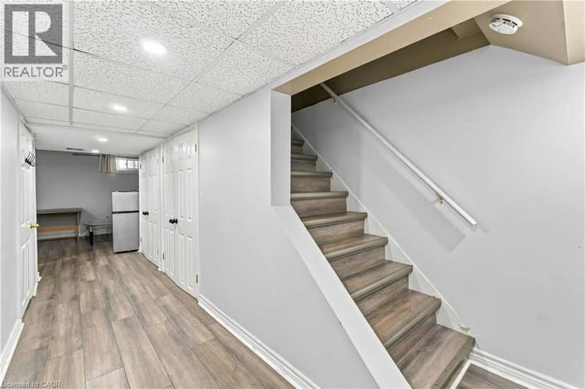 899 STONE CHURCH Road E Unit# 4 — photo 20 of 28