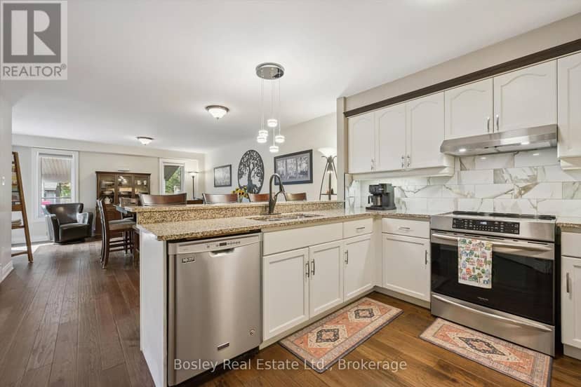 26 Glengarry Road — photo 11 of 40