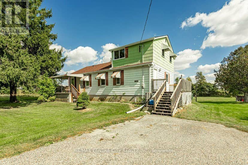 4526 Wonderland Road S, London South, photo 2