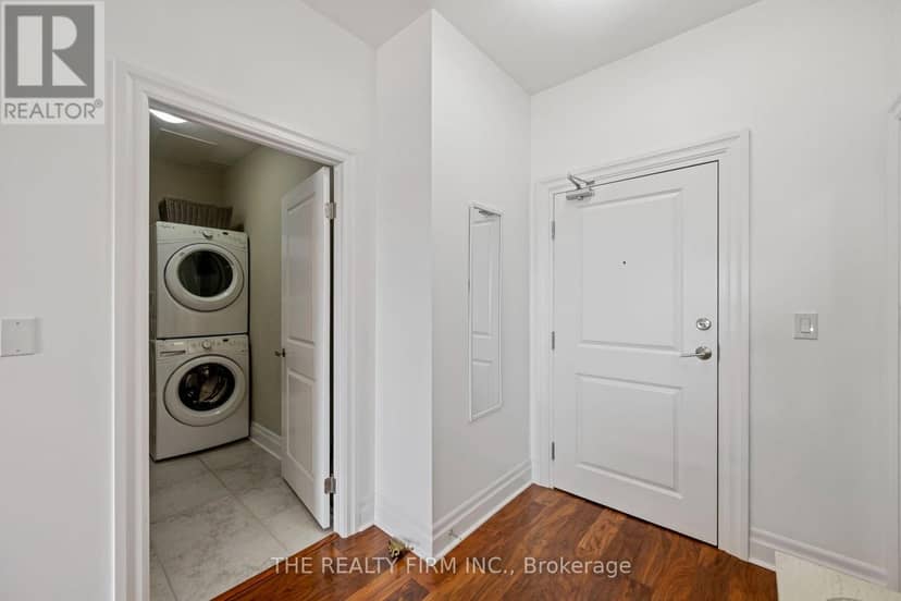 1303 - 240 Villagewalk Boulevard — photo 25 of 40