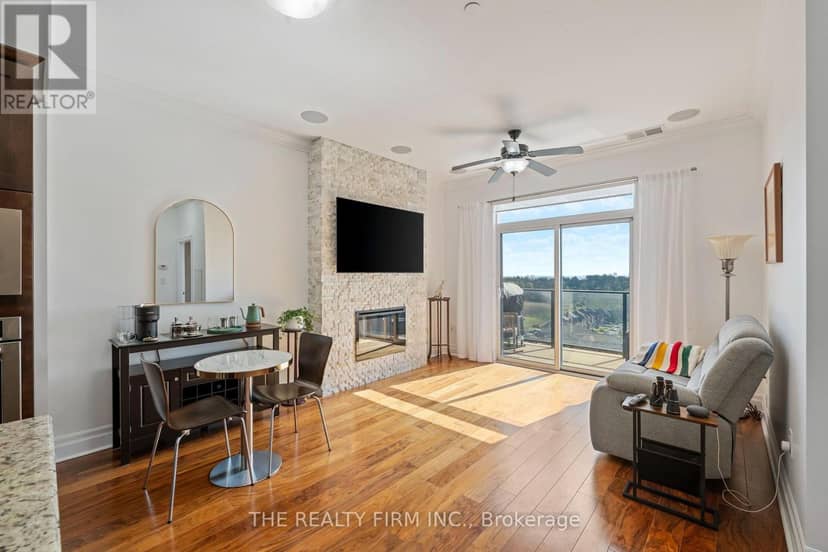 1303 - 240 Villagewalk Boulevard, London North, photo 7