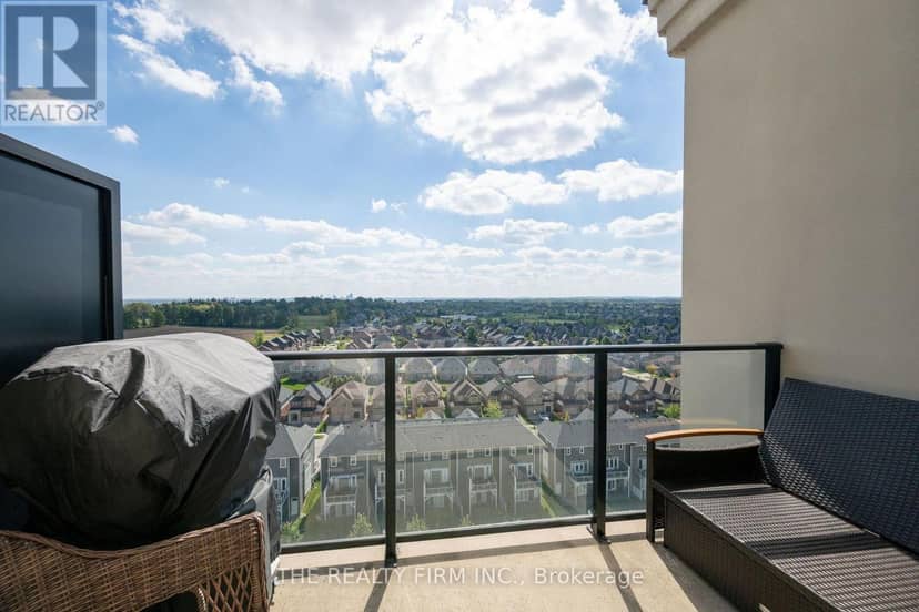 1303 - 240 Villagewalk Boulevard, London North, photo 8