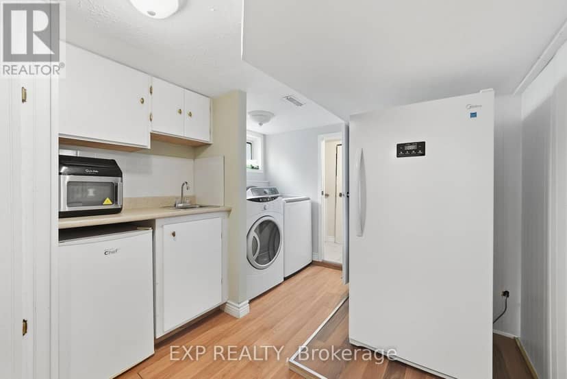 312 Walnut Street W — photo 33 of 40
