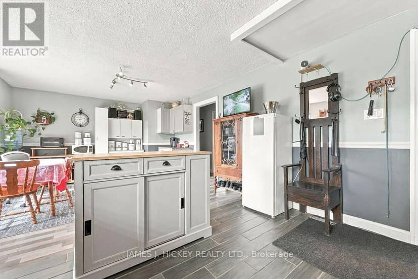 36148 Highway 17 Highway — photo 6 of 40