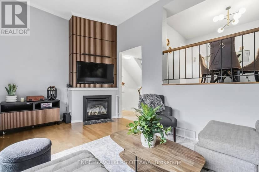 18 - 2 Bertona Street — photo 12 of 40