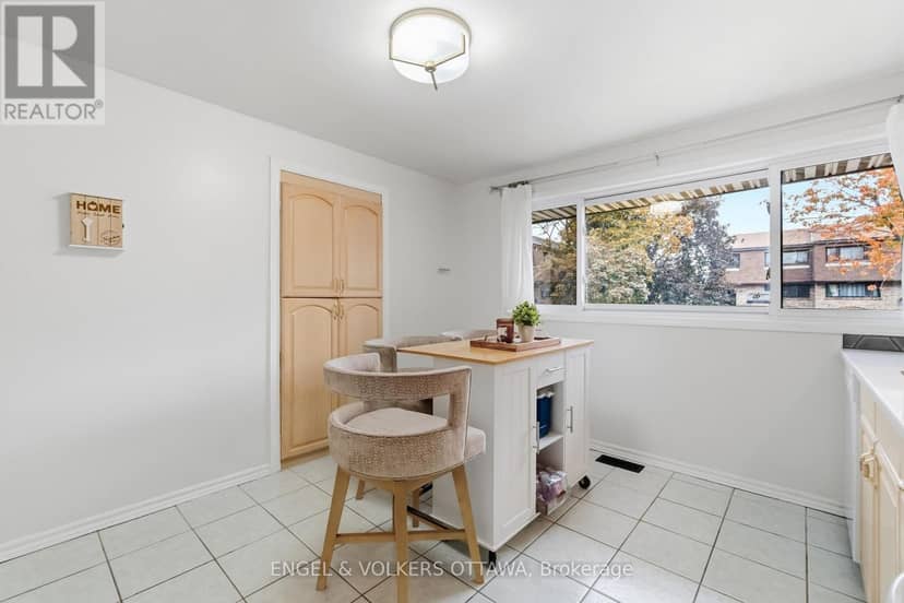 18 - 2 Bertona Street — photo 21 of 40