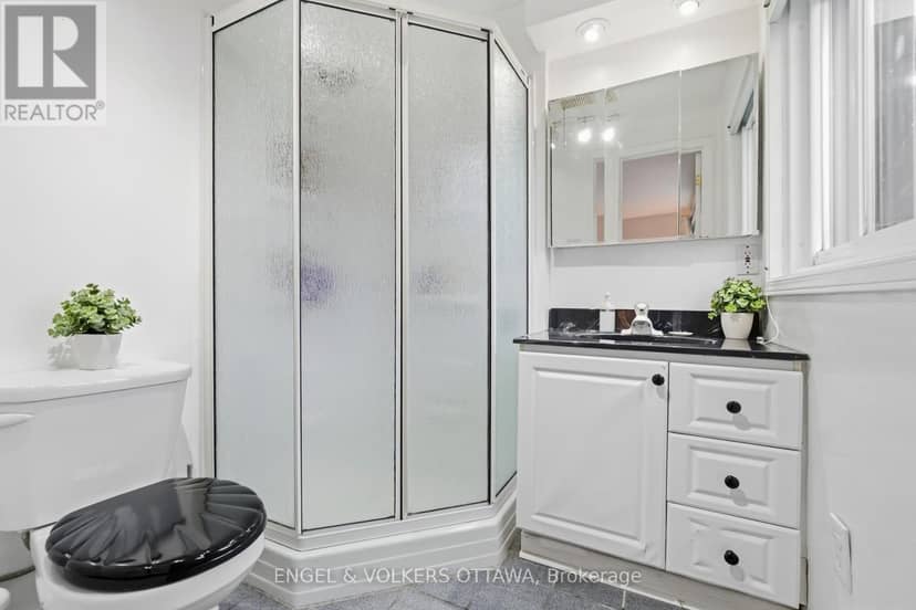18 - 2 Bertona Street — photo 27 of 40