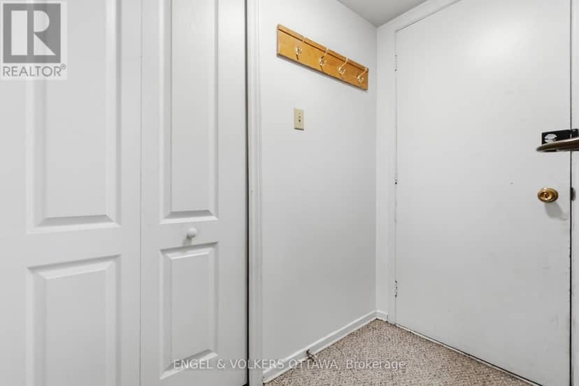 18 - 2 Bertona Street — photo 36 of 40