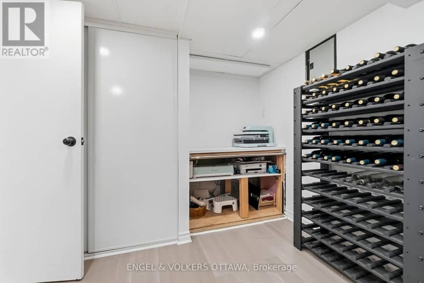 18 - 2 Bertona Street — photo 38 of 40
