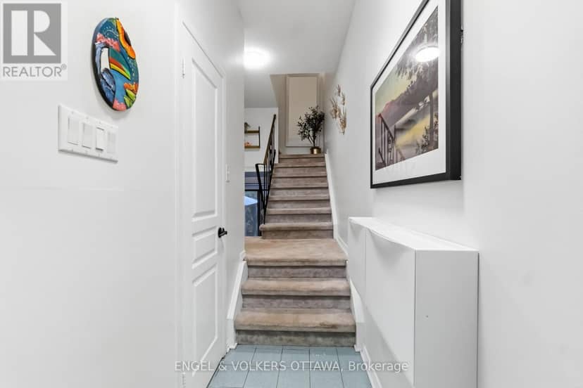 18 - 2 Bertona Street, Ottawa, photo 5