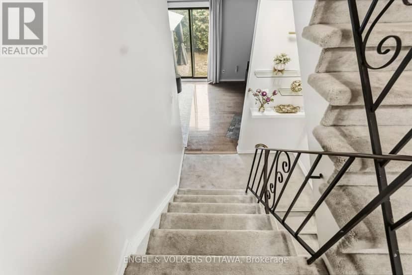 18 - 2 Bertona Street, Ottawa, photo 8