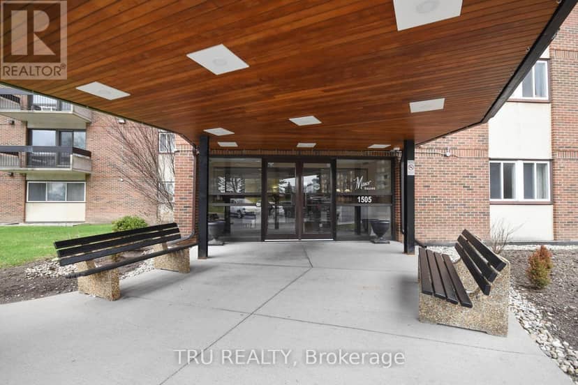 807 - 1505 Baseline Road, Ottawa, photo 2