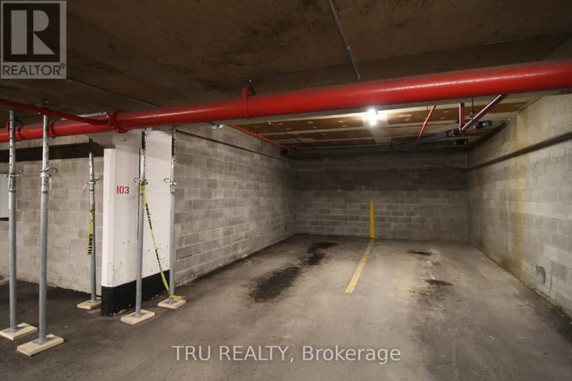 807 - 1505 Baseline Road — photo 30 of 39
