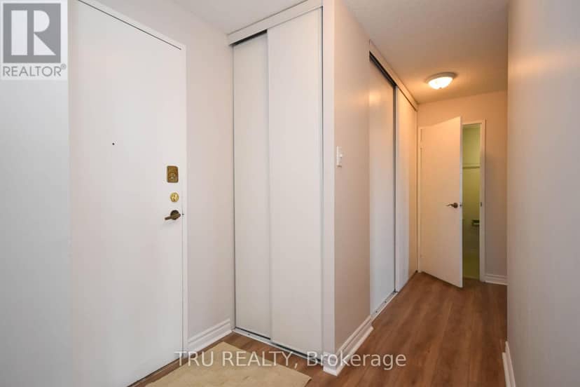 807 - 1505 Baseline Road, Ottawa, photo 5