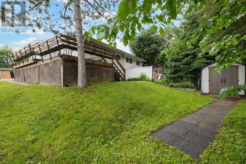 40 Woodmount Crescent — photo 33 of 33