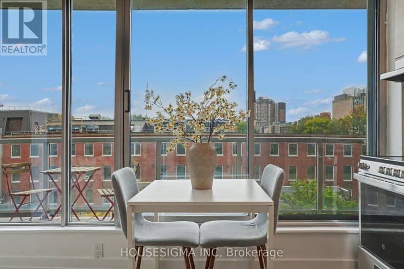 505 - 383 Cumberland Street — photo 11 of 31