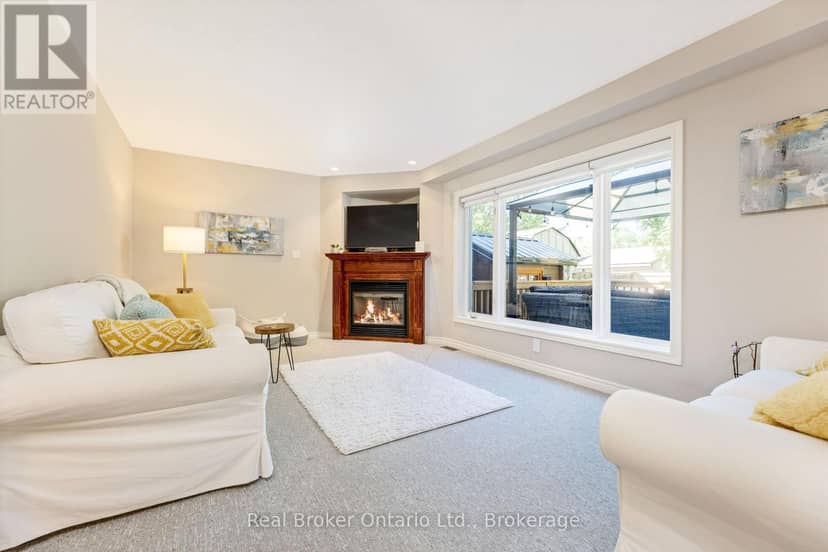 22 Atto Drive — photo 15 of 40