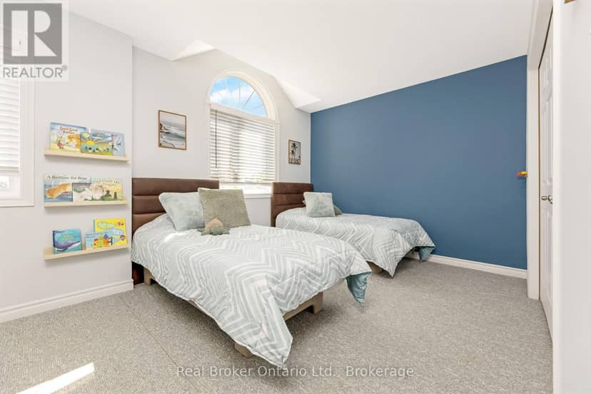 22 Atto Drive — photo 24 of 40