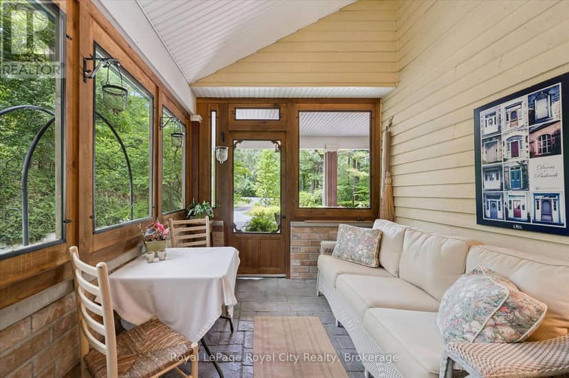 135 Hume Road — photo 40 of 40