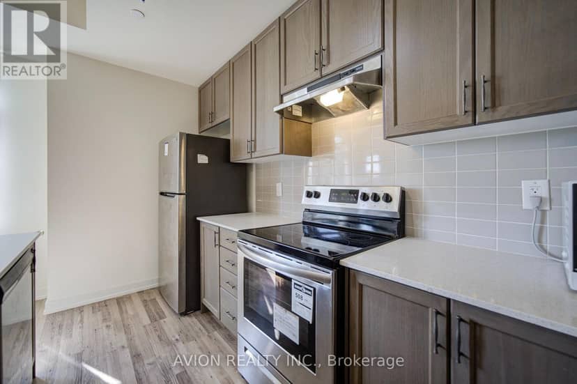 83 - 370 Red Maple Road — photo 9 of 23
