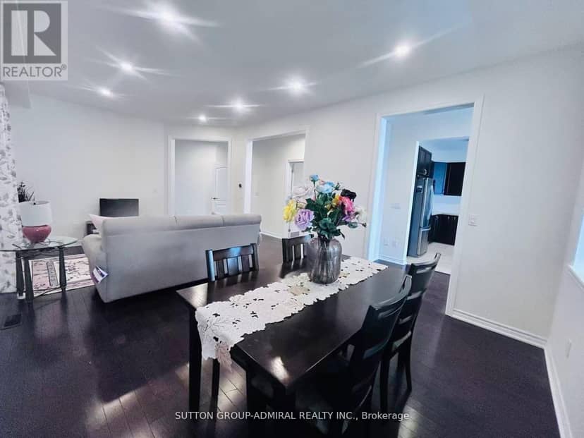 81 Livante Court, Markham, photo 8