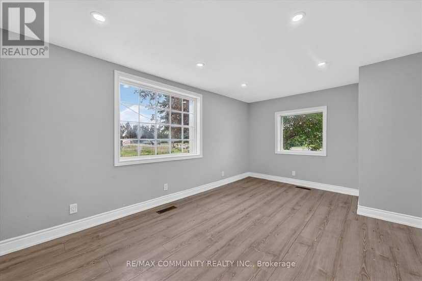 6 Sunkist Road — photo 18 of 40