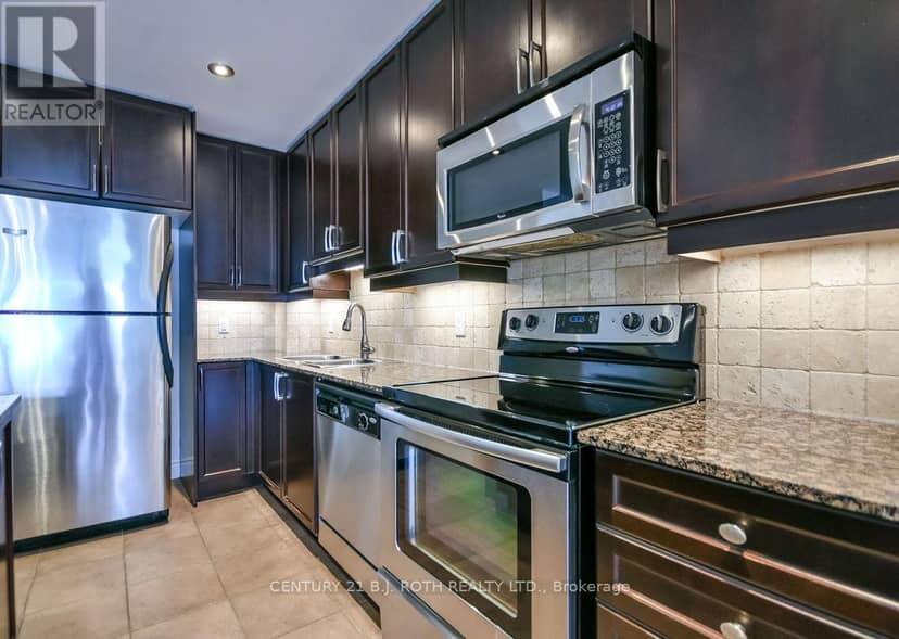 1505 - 37 Ellen Street — photo 7 of 32
