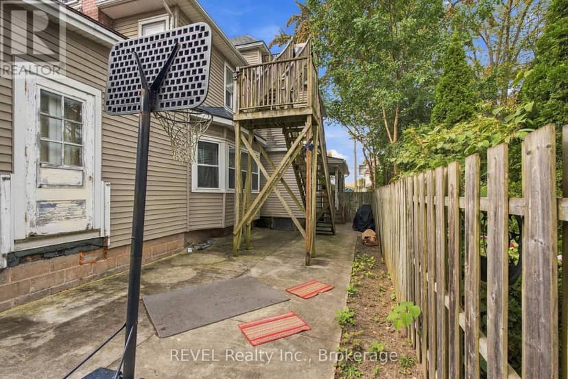 132 Hellems Avenue — photo 13 of 21