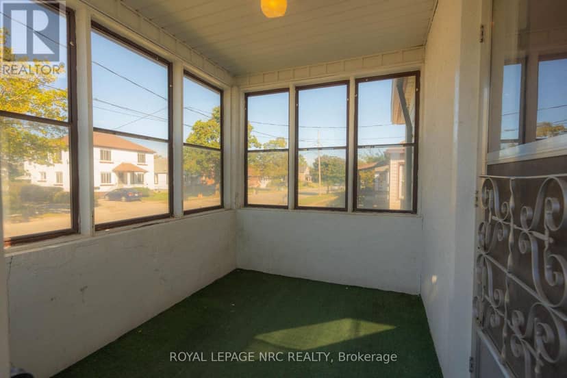 56 Lyons Avenue — photo 18 of 33
