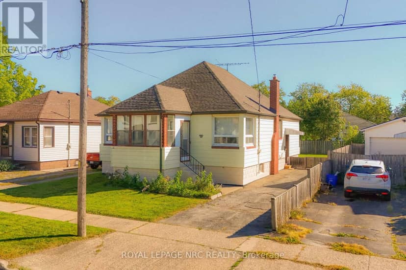 56 Lyons Avenue, Welland, photo 2