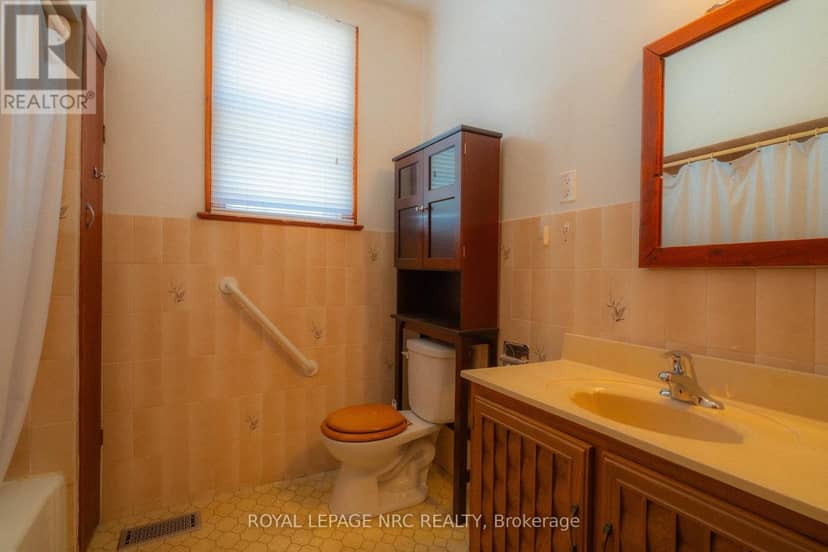 56 Lyons Avenue — photo 22 of 33
