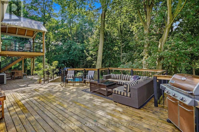 25 Berkhout Terrace — photo 35 of 40