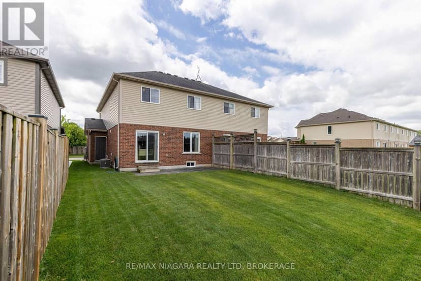 8625 Upper Canada Drive, Niagara Falls, photo 2