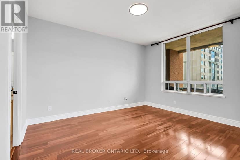 405 - 1 Belvedere Court — photo 18 of 37