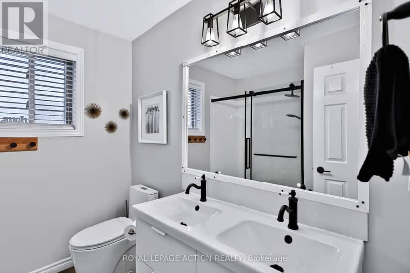 48 Holkham Avenue — photo 27 of 40