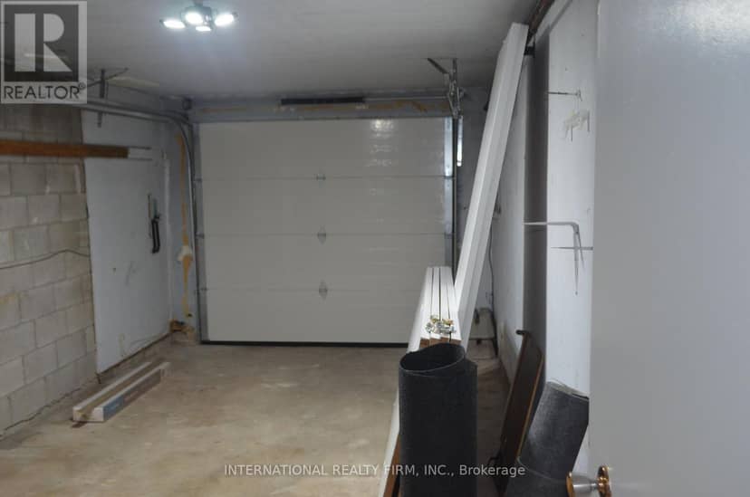 53 Peacock Boulevard — photo 15 of 15