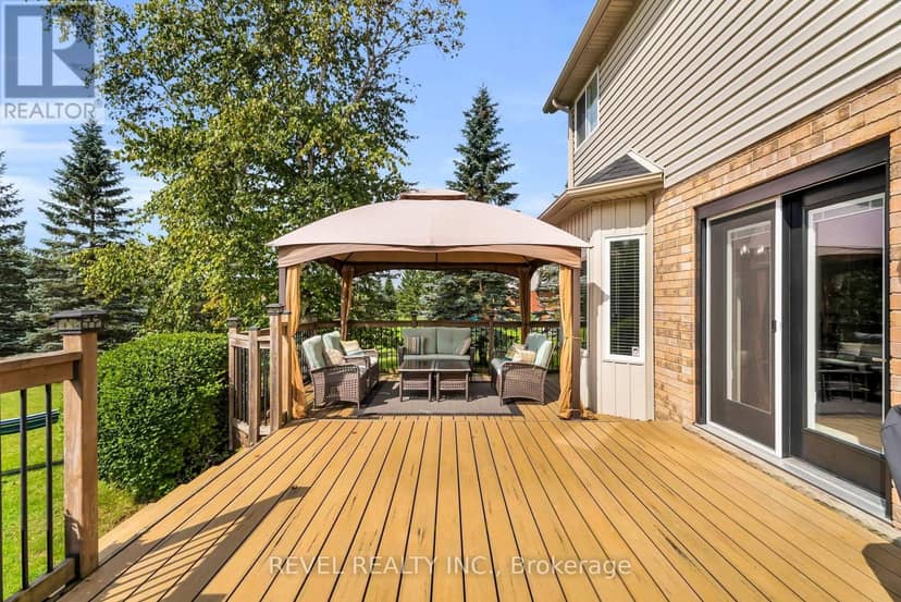 14 Devonleigh Drive — photo 37 of 40