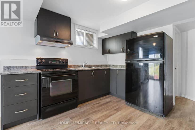 75 Sparrow Avenue — photo 36 of 40