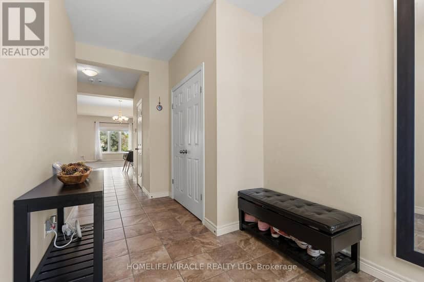 75 Sparrow Avenue — photo 4 of 40