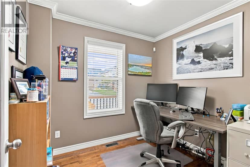 23 Hollyberry Drive — photo 22 of 40