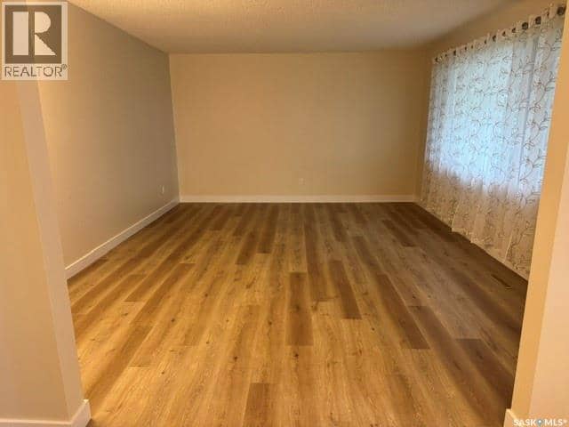 147 Woodward AVENUE — photo 15 of 40
