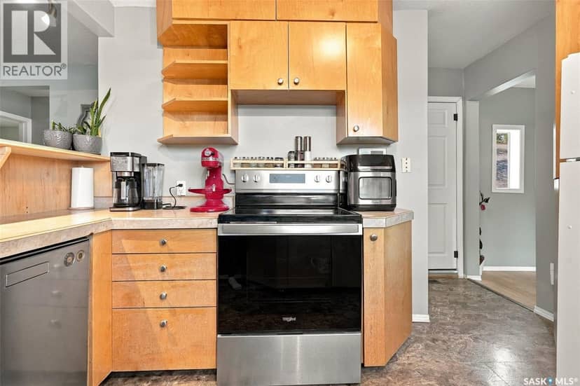 2451 Francis Street — photo 16 of 40
