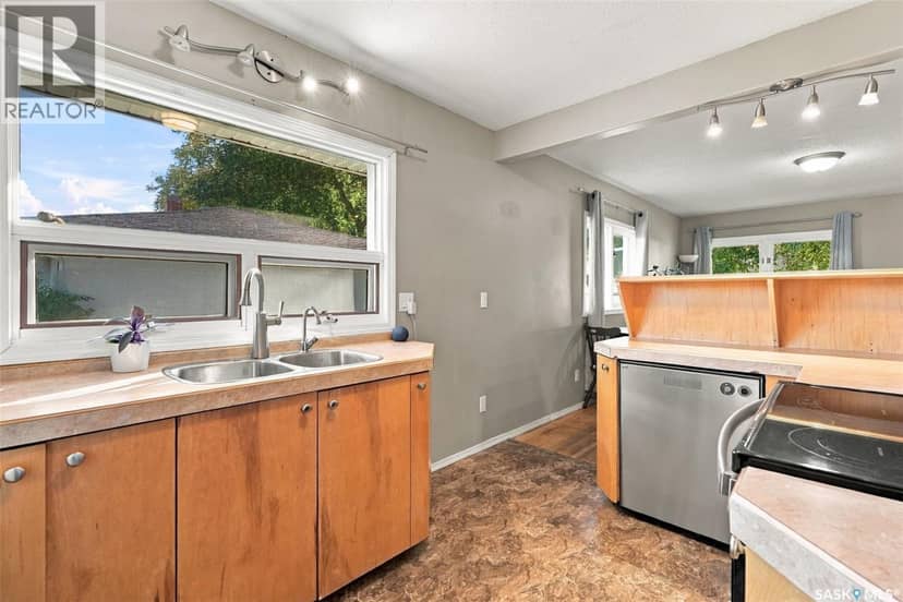 2451 Francis Street — photo 18 of 40