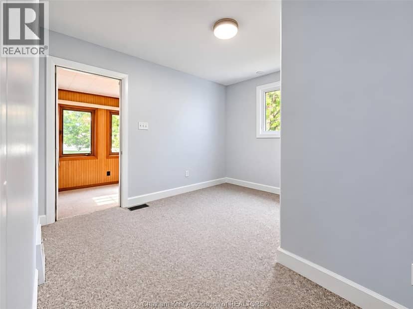 12 Crerar DRIVE — photo 31 of 40