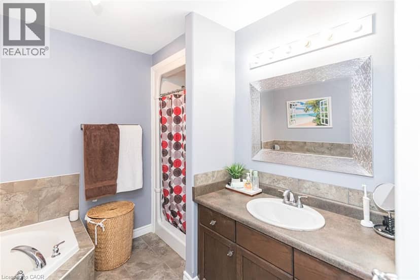 102 WILLOW Lane — photo 30 of 40
