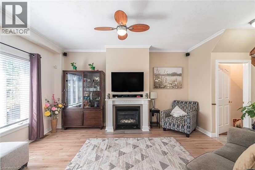102 WILLOW Lane — photo 9 of 40