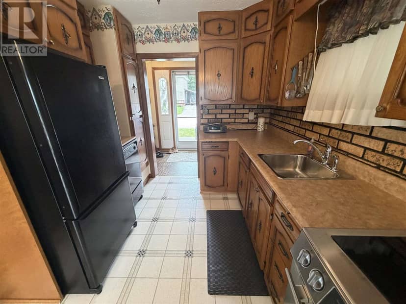 22 Birch RD — photo 12 of 32