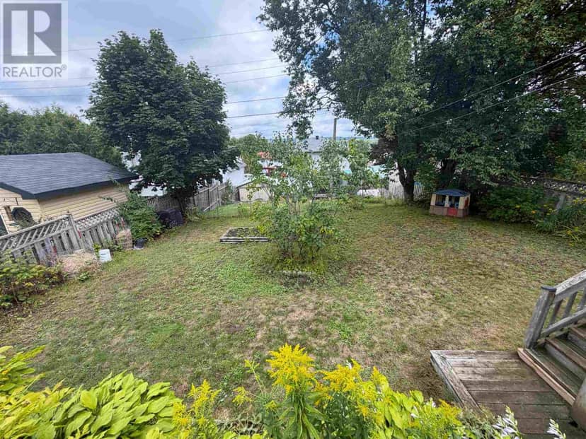 22 Birch RD — photo 8 of 32