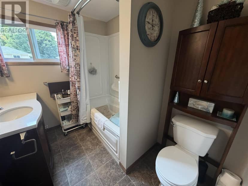 22 Birch RD — photo 25 of 32