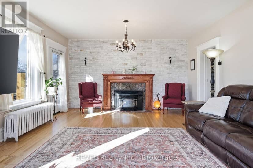 39 Trent Street N, Quinte West, photo 6